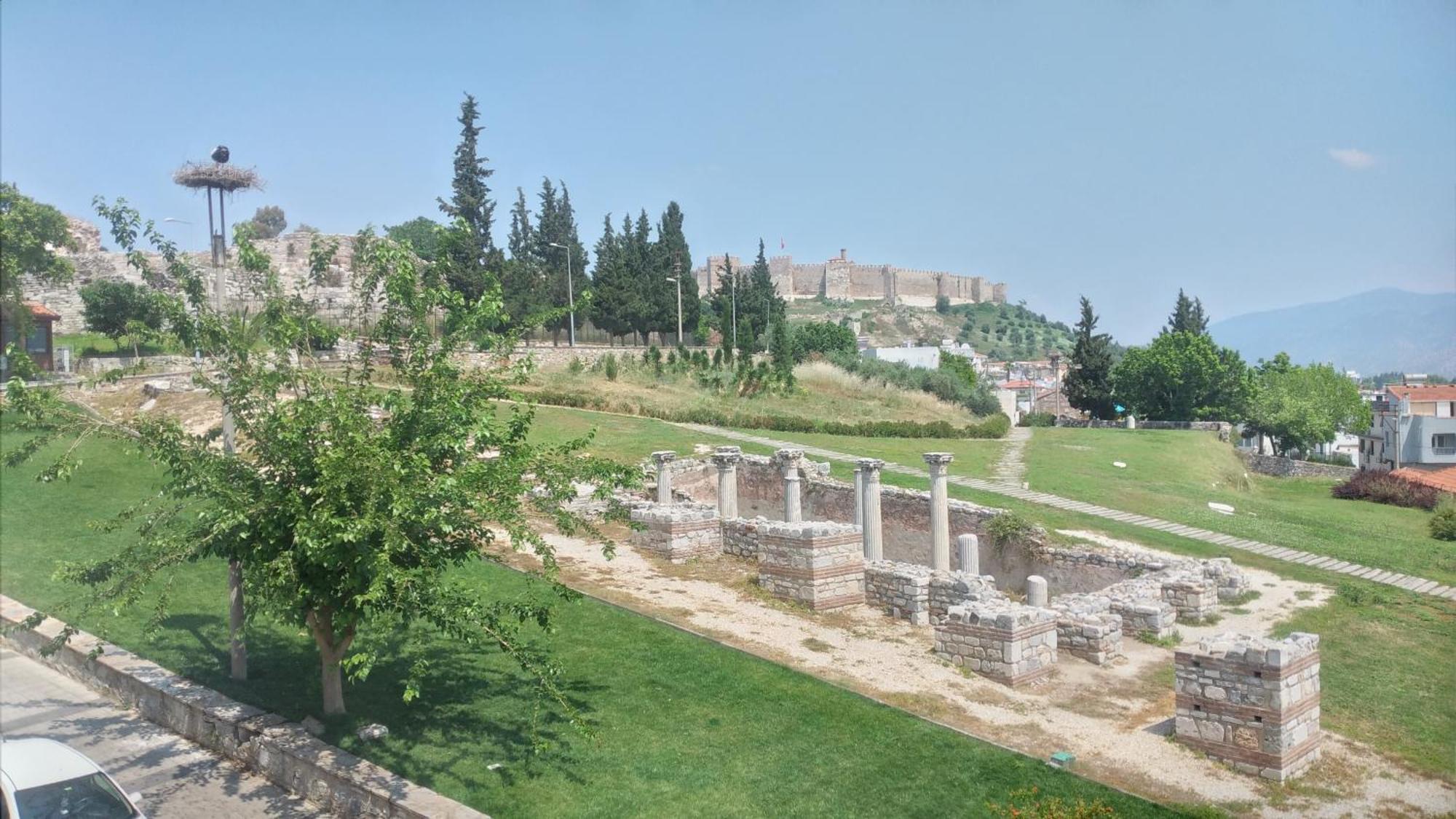 Ephesus Selcuk Castle View Suites Exteriör bild