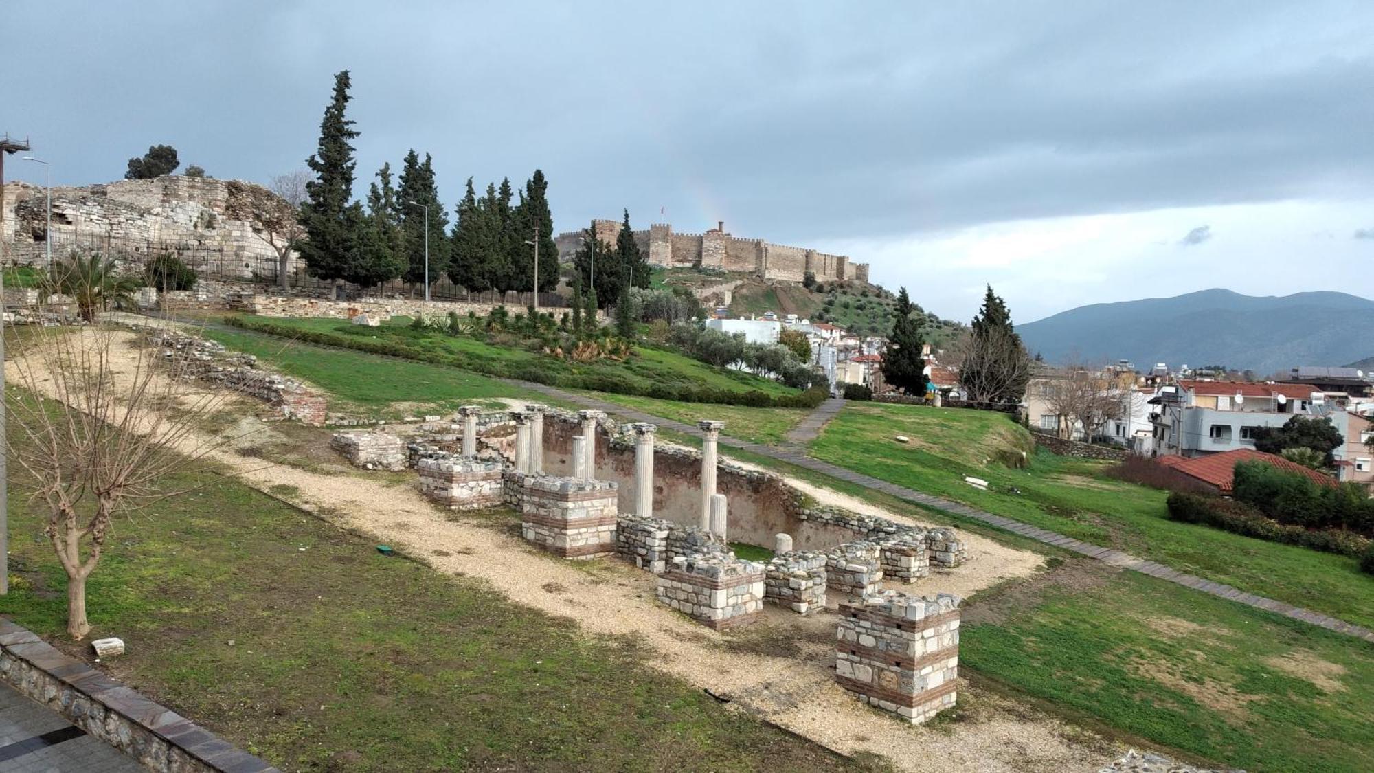 Ephesus Selcuk Castle View Suites Exteriör bild
