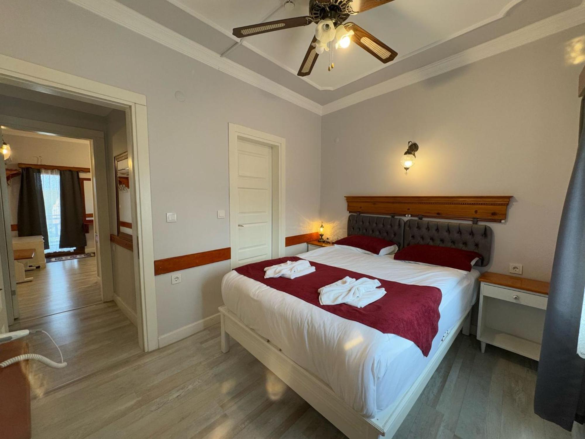 Ephesus Selcuk Castle View Suites Exteriör bild