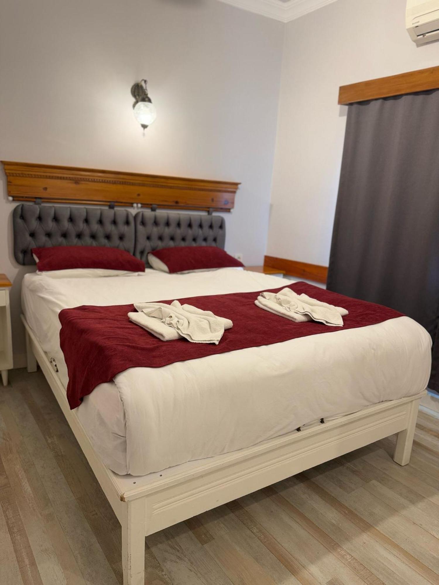 Ephesus Selcuk Castle View Suites Exteriör bild