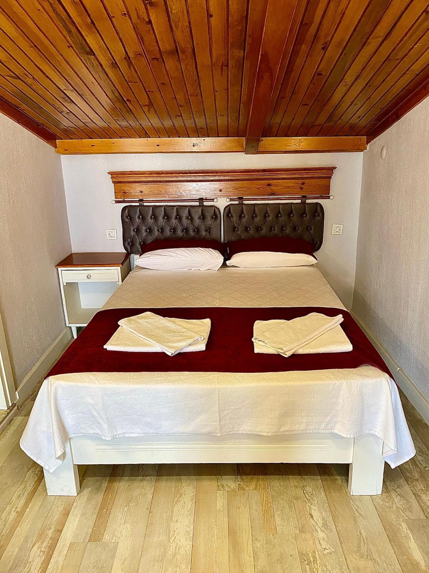 Ephesus Selcuk Castle View Suites Exteriör bild